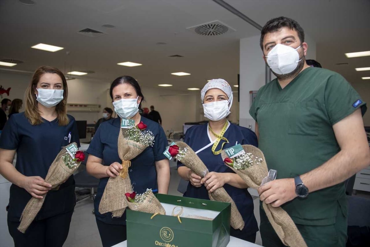 Mersinde 14 mart tıp bayrami kutlaması